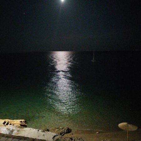 Calypso Beach Hotel Лутра-Эдипсу Экстерьер фото