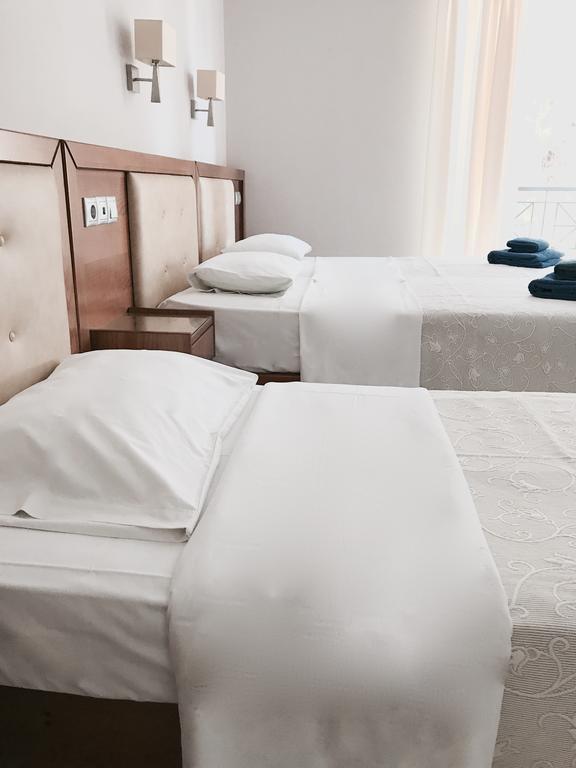 Calypso Beach Hotel Лутра-Эдипсу Экстерьер фото